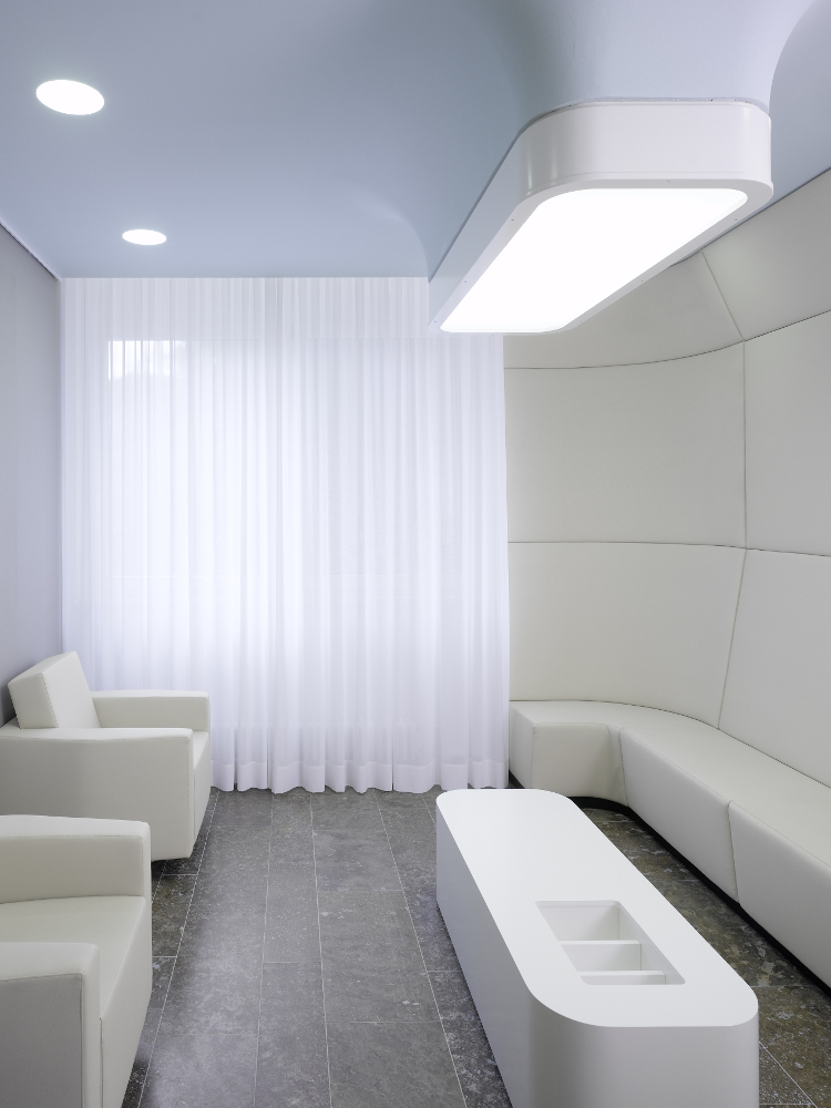 Radiologie Schorndorf mit Beleuchtung von Trieschmann