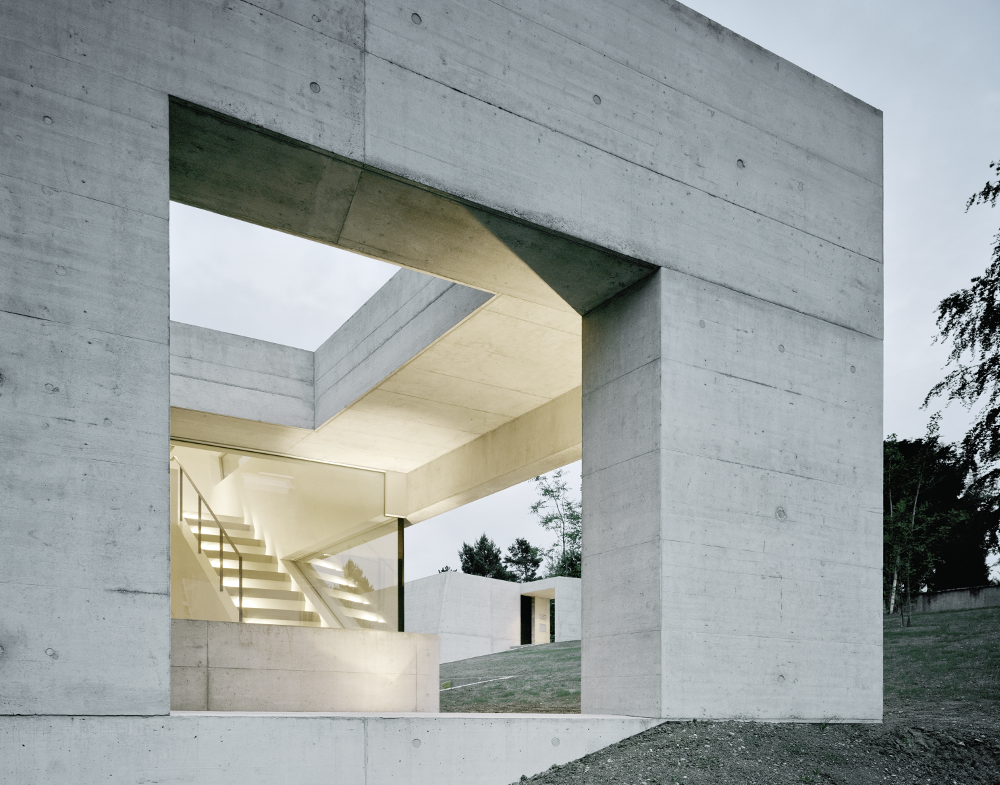 Haus am Untersee Außenansicht bei Dämmerung