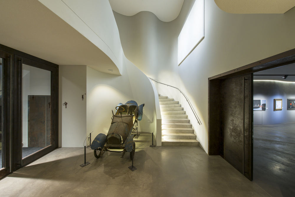 Museum Art & Cars Singen Treppenbeleuchtung DGA