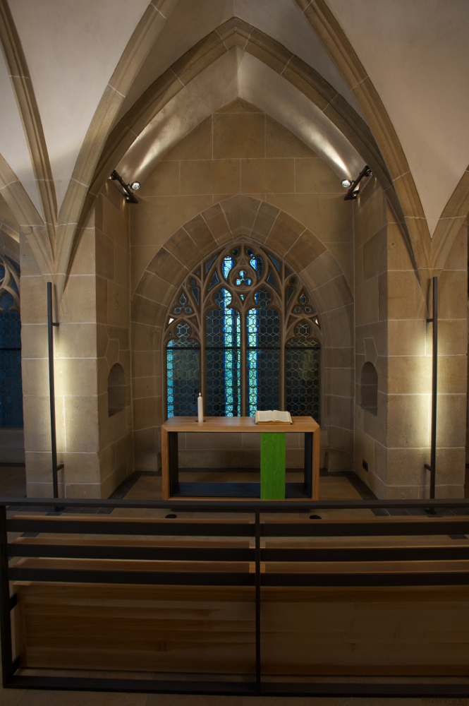 Stift Urach beleuchtet mit Viabizzuno Leuchte mosaico