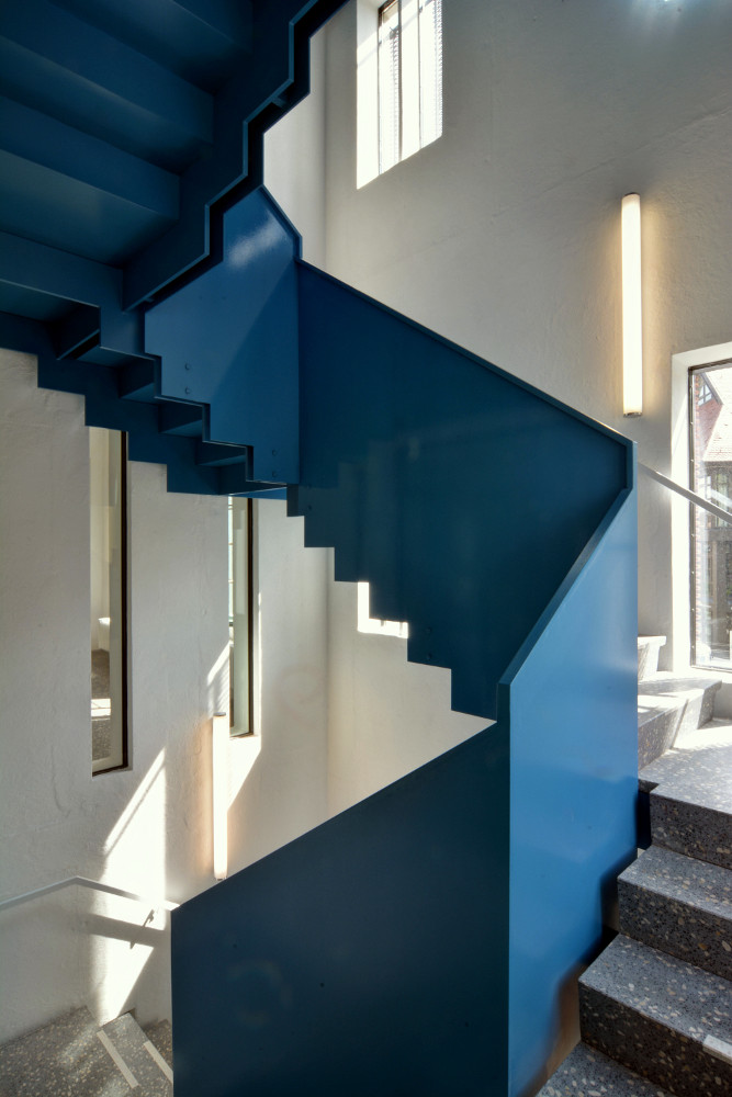 Sanierung Rathaus Bad Cannstatt Beleuchtung des Treppenhauses