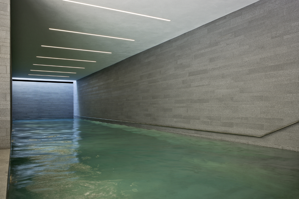 s43 wittfoht architekten Beleuchtung Schwimmbad mit c2 IP68 von Viabizzuno