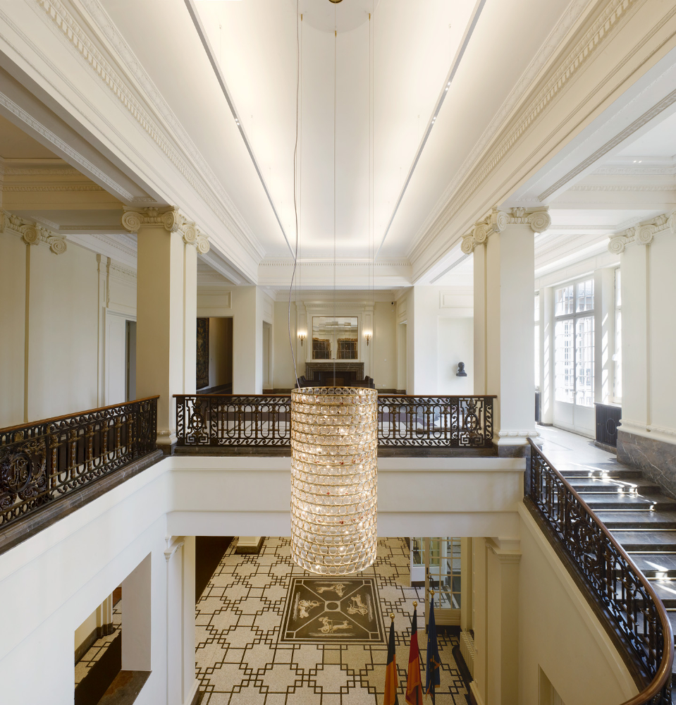 Villa Reitzenstein Kronleuchter da ma von Viabizzuno