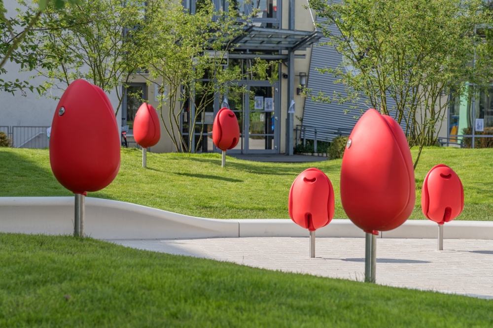 Escofet Inselumrandung Sonderanfertigung aus UHPC